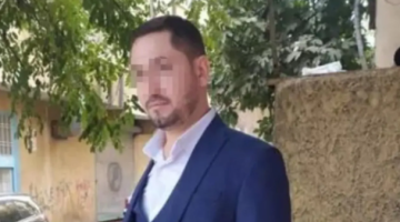 سكب الأسيد على رأسها وهي مقيدة.. تركي يمحو ملامح زوجته ويتركها تصارع الموت سكب الأسيد على رأسها وهي مقيدة.. تركي يمحو ملامح زوجته ويتركها تصارع الموت