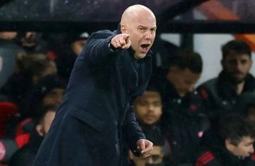 اسم مفاجئ يقتحم قائمة المرشحين لخلافة سلوت في ليفربول