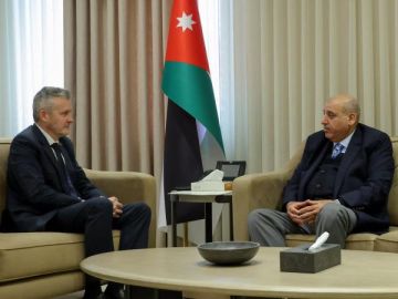 رئيس مجلس النواب يلتقي السفير الهنغاري