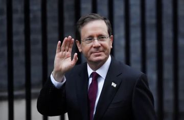 هرتسوغ وقلب السردية: حين تتحول جرائم الحرب إلى شهادة ديمقراطية عاجل هرتسوغ وقلب السردية: حين تتحول جرائم الحرب إلى شهادة ديمقراطية عاجل