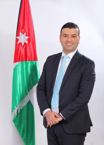 ترقية الأستاذ الدكتور حسام جهاد الخصاونة في جامعة الحسين التقنية ترقية الأستاذ الدكتور حسام جهاد الخصاونة في جامعة الحسين التقنية