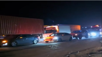 الأمن العام: إعادة فتح الطريق الصحراوي أمام حركة السير على الطريق الصحراوي الأمن العام: إعادة فتح الطريق الصحراوي أمام حركة السير على الطريق الصحراوي