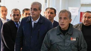 رئيس الوزراء يوجه بطرح عطاء إنشاء مبنى جديد في مستشفى المفرق رئيس الوزراء يوجه بطرح عطاء إنشاء مبنى جديد في مستشفى المفرق