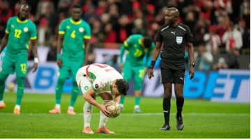 لاعب هولندا يهاجم دياز: لست زيدان .. وتجاهلت 40 مليون مغربي لاعب هولندا يهاجم دياز: لست زيدان .. وتجاهلت 40 مليون مغربي