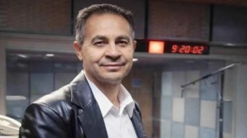 وزير الاتصال الحكومي ينعى الإعلامي الراحل خالد القرعان