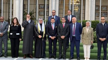 الأردن يفوز بمنصب النائب الأول لرئيس المكتب التنفيذي لمجلس وزراء الشباب والرياضة العرب الأردن يفوز بمنصب النائب الأول لرئيس المكتب التنفيذي لمجلس وزراء الشباب والرياضة العرب