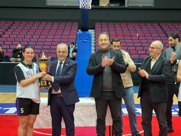 عمان الأهلية تتصدر البطولة الودية لكرة السلة 3 3 طالبات لـ 7 جامعات أردنية