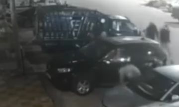 الأمن يحقق في حادثة الاعتداء على الزميل الصحفي فيصل التميمي امام منزله عاجل الأمن يحقق في حادثة الاعتداء على الزميل الصحفي فيصل التميمي امام منزله عاجل