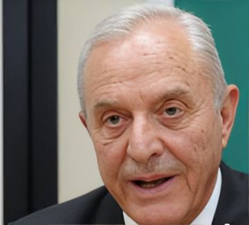 رئيس الوزراء الأسبق أحمد عبيدات يرقد على سرير الشفاء