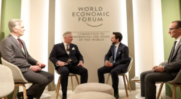 ولي العهد يلتقي العاهل البلجيكي على هامش مشاركته في منتدى دافوس ولي العهد يلتقي العاهل البلجيكي على هامش مشاركته في منتدى دافوس