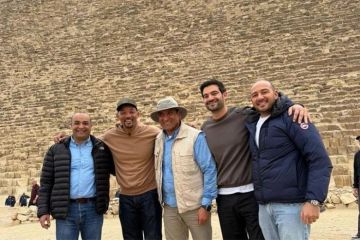 ويل سميث في زيارة استثنائية إلى أهرامات الجيزة