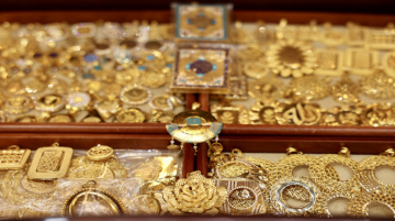 أسعار الذهب محليا تسجل مستوى قياسيا جديدا.. عيار 21 يصل إلى 101 دينار للغرام