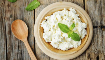 الجبن القريش يتصدر الترند في 2026 .. وخبراء يفسرون السبب