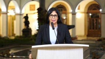 الرئيسة الفنزويلية بالوكالة تعين حارسا سابقا لمادورو وزيرا في حكومتها