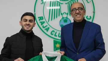 رسميا .. شرارة يعزز صفوف الرجاء المغربي رسميا .. شرارة يعزز صفوف الرجاء المغربي