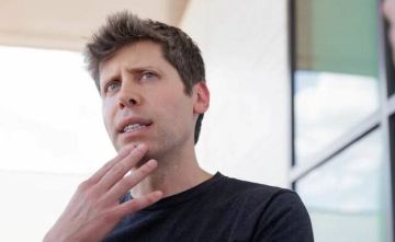 صفقة جوجل وآبل تغير موازين الذكاء الاصطناعي وتربك OpenAI صفقة جوجل وآبل تغير موازين الذكاء الاصطناعي وتربك OpenAI