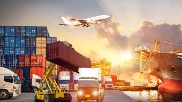 النقل: تحسن حركة القطاع في الربع الثالث من عام 2025