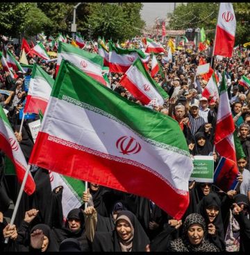 ترامب يهدد بالتدخل لدعم المتظاهرين في إيران