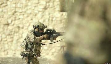 قناة ولي العهد تنشر مقطع فيديو من تدريب رمايات نفذته الكتيبة الخاصة 101 قناة ولي العهد تنشر مقطع فيديو من تدريب رمايات نفذته الكتيبة الخاصة 101