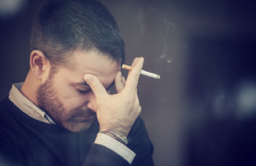 دراسة تكتشف علاقة وثيقة بين التدخين والاكتئاب