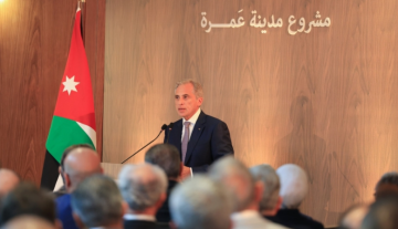 رئيس الوزراء يفتتح الجلسات الحوارية لمشروع مدينة عمرة