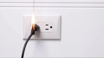 قد تحرق منزلك.. 5 أجهزة يجب فصل الكهرباء عنها بعد الانتهاء من استخدامها قد تحرق منزلك.. 5 أجهزة يجب فصل الكهرباء عنها بعد الانتهاء من استخدامها