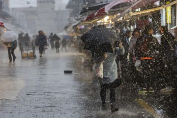 أمطار غزيرة وزخات ثلوج ورياح عاتية .. المملكة تحت تأثير المنخفض الجوي الأقوى منذ بداية موسم الشتاء