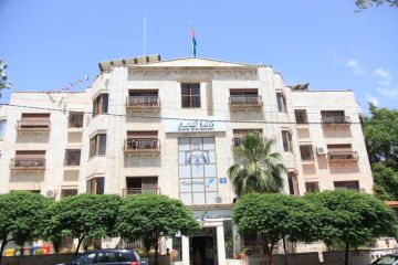 وزارة البيئة تدعو للحفاظ على نظافة البيئة وتخصص خطا للإبلاغ عن المخالفات