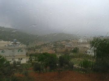 الخميس .. استمرار تأثير المنخفض الجوي من الدرجة الثانية.. أجواء باردة وفرص أمطار خفيفة حتى الظهيرة