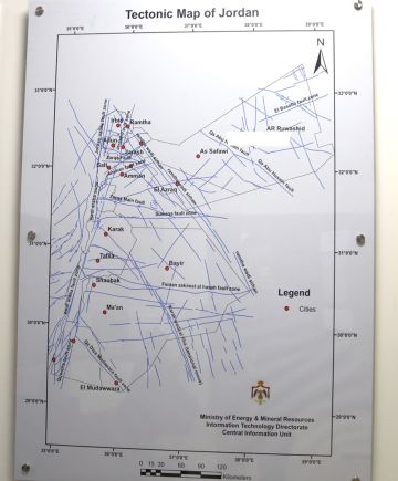 تسجيل 106 زلازل محلية و618 زلزالا إقليميا خلال العام الماضي