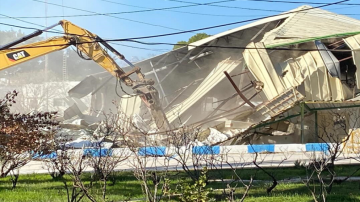 جرافات الاحتلال تهدم منشآت داخل مقر الأونروا في بالقدس