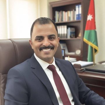 في عيد ميلاد القائد وطن يجدد العهد ..