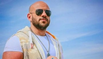 أحمد مكي يقاضي مديرة أعماله بسبب ميزانية خاصة أحمد مكي يقاضي مديرة أعماله بسبب ميزانية خاصة