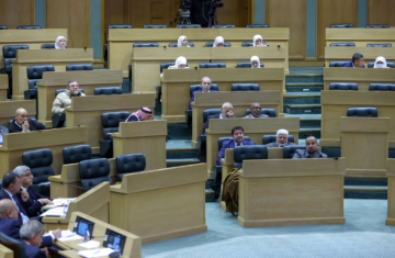 جدل نيابي حول موعد سريان قانون المنافسة قبل أن يصوت النواب على تمديد النفاذ إلى 90 يوما