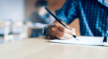 وزارة التربية: لا تغيير في موعد امتحان التوجيهي السبت بسبب الأحوال الجوية