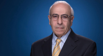 وفاة الإعلامي جميل عازر .. أحد أبرز مؤسسي قناة الجزيرة