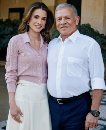 الملكة: كل الحب اليوم وكل يوم .. كل عام وسيدنا بخير الملكة: كل الحب اليوم وكل يوم .. كل عام وسيدنا بخير