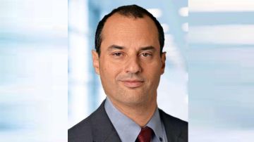 ياكير غباي.. من هو الملياردير الإسرائيلي الذي عينه ترامب في مجلس غزة؟