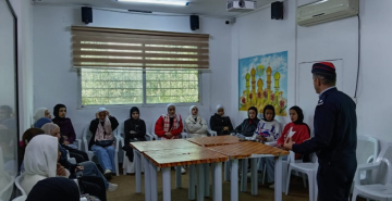 مركز شابات الطيبة ينظم ورشة حول الاستخدام الآمن للمدافئ