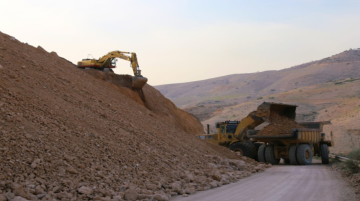  أشغال البلقاء تطلق حزمة عطاءات طرق بقيمة مليوني دينار