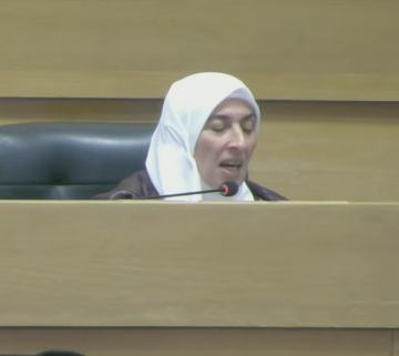 طهبوب تستجوب الحكومة بسبب العمل اللائق طهبوب تستجوب الحكومة بسبب العمل اللائق