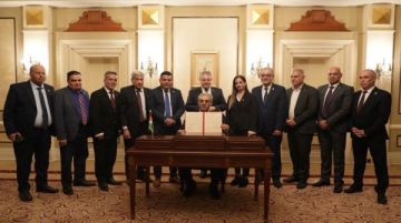 اللجنة الوطنية لإدارة غزة تبدأ أعمالها برئاسة علي شعث