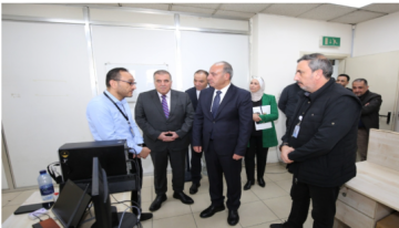 الشواربة يوجه بتعزيز الخدمات الإلكترونية وتفعيل الخصومات البلدية حتى نهاية آذار 2026 الشواربة يوجه بتعزيز الخدمات الإلكترونية وتفعيل الخصومات البلدية حتى نهاية آذار 2026