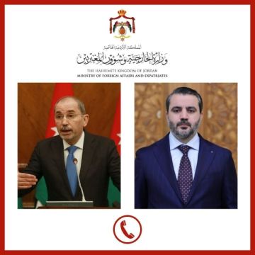 الصفدي: الأردن يواصل دعم سوريا في حماية أمنها واستقرارها ووحدة أراضيها الصفدي: الأردن يواصل دعم سوريا في حماية أمنها واستقرارها ووحدة أراضيها