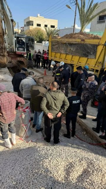 سقوط عامل وافد داخل حفرة في لواء الرمثا سقوط عامل وافد داخل حفرة في لواء الرمثا