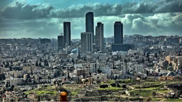 منخفض جوي مصحوب بكتلة هوائية باردة يؤثر على الأردن اليوم