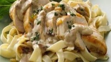 طريقة عمل مكرونة كريمي بالدجاج والمشروم