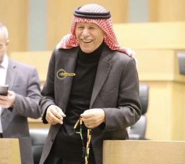 العرموطي لـ رم : منذ عقدين لم تفاجئ الحكومة الشعب بهدية .. ! العرموطي لـ رم : منذ عقدين لم تفاجئ الحكومة الشعب بهدية .. !