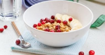 أطعمة ينبغي تناولها قبل الذهاب إلى الجيم .. تمد جسمك بالطاقة والحيوية أطعمة ينبغي تناولها قبل الذهاب إلى الجيم .. تمد جسمك بالطاقة والحيوية