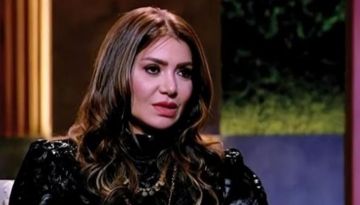 لقاء سويدان تطمئن جمهورها على حالتها الصحية بعد إصابتها بالعصب السابع